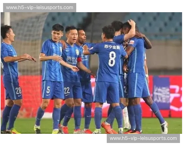 烽火再燃!江苏苏宁与宏运的绿茵情仇,宿命对决的传奇篇章